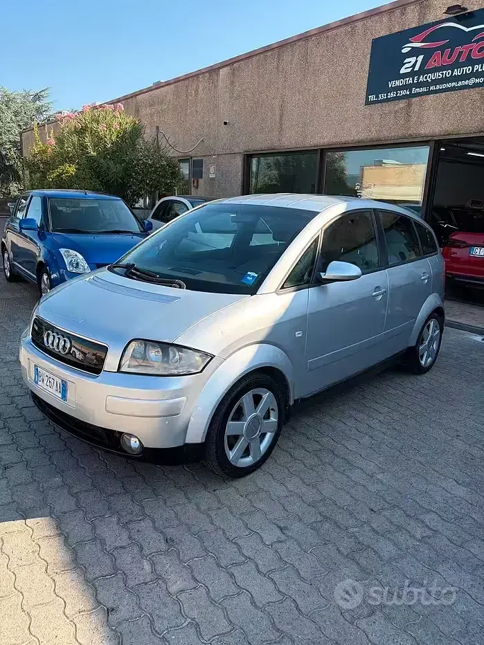 Usata Audi A2 75 CV (55 kW) 2002 Grigio Utilitaria