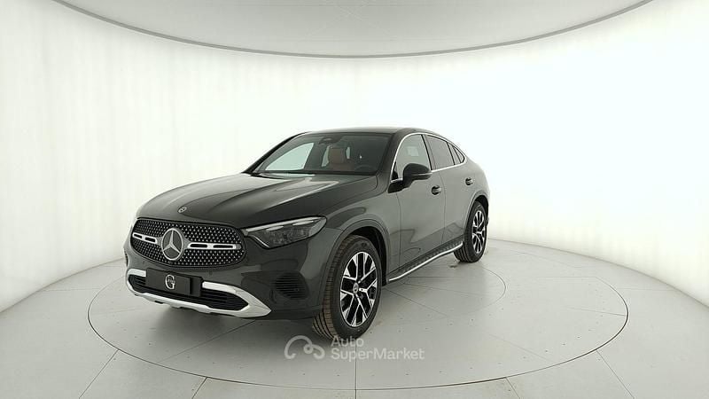 Nuova Mercedes GLC220 197 CV (144 kW) 2026 Gray Coupé