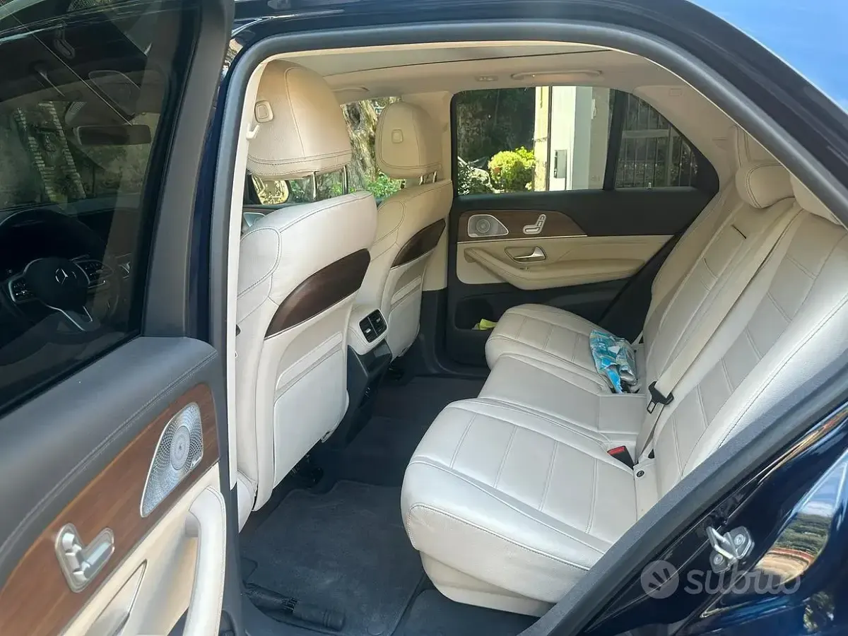 Usata Mercedes GLE300 258 CV (189 kW) 2020 Bluazzurro SUV