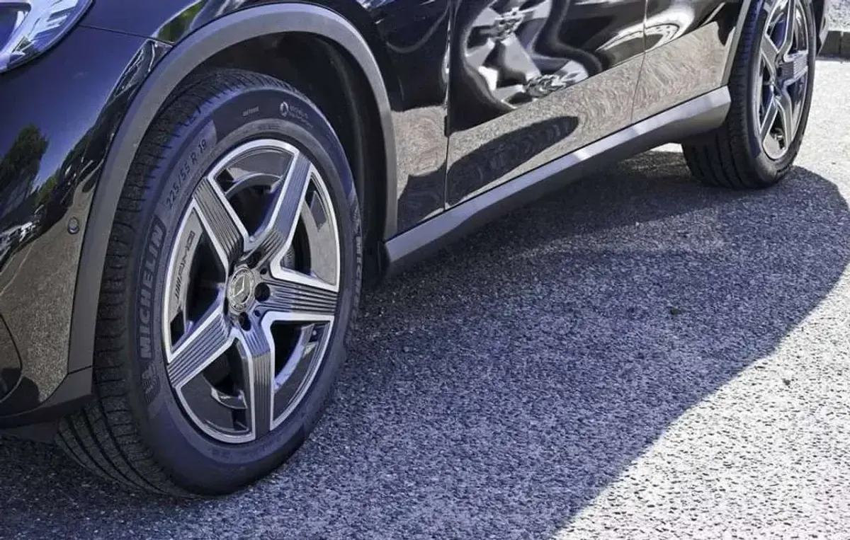 Usata Mercedes GLC300 AMG line 269 CV (197 kW) 2025 Nero SUV