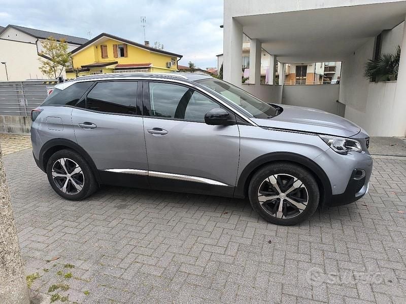 Usata Peugeot 3008 Allure 2020 Grigio SUV