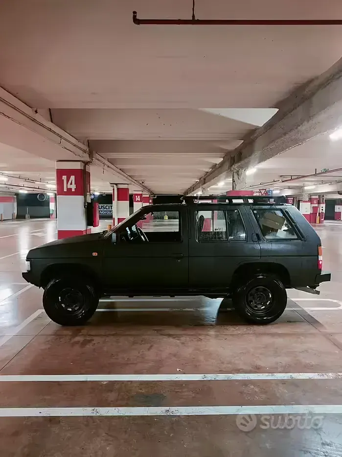 Usata Nissan Terrano 148 CV (108 kW) 1991 Nero SUV