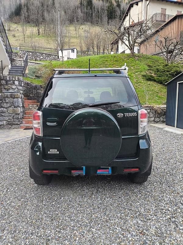 Usata Daihatsu Terios HIRO 105 CV (77 kW) 2009 SUV