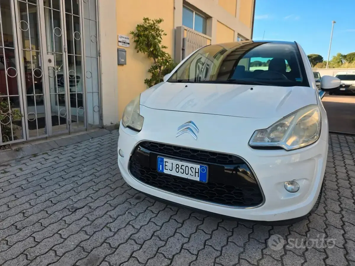 Usata Citroën C3 Exclusive 68 CV (50 kW) 2011 Bianco Berlina