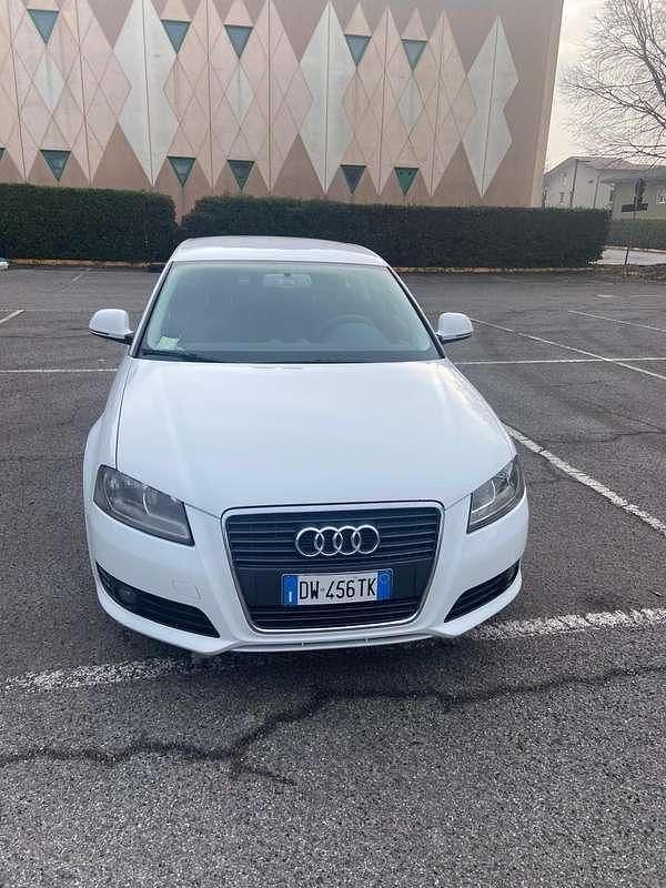 Käytetty Audi A3 Young 105 HP (77 kW) 2009 Viistoperä