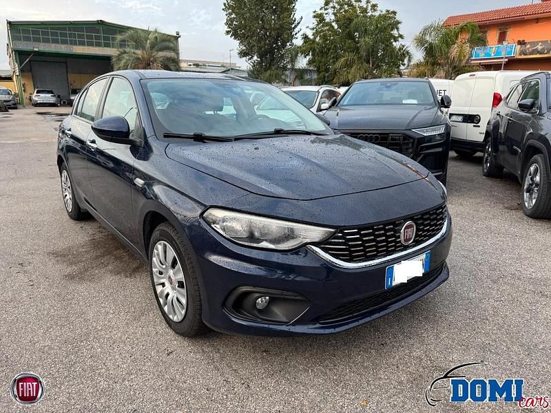Usata Fiat Tipo Lounge 95 CV (69 kW) 2017 Blu/azzurro Berlina