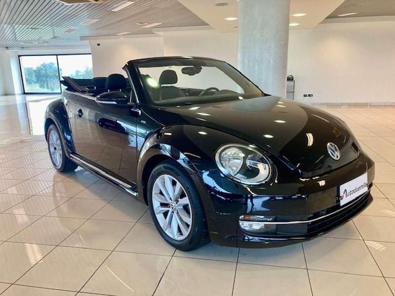 Nero Usata 2016 VW Maggiolino Sound Cabrio | 20.800 € (Buon prezzo) - Immagine 1/4