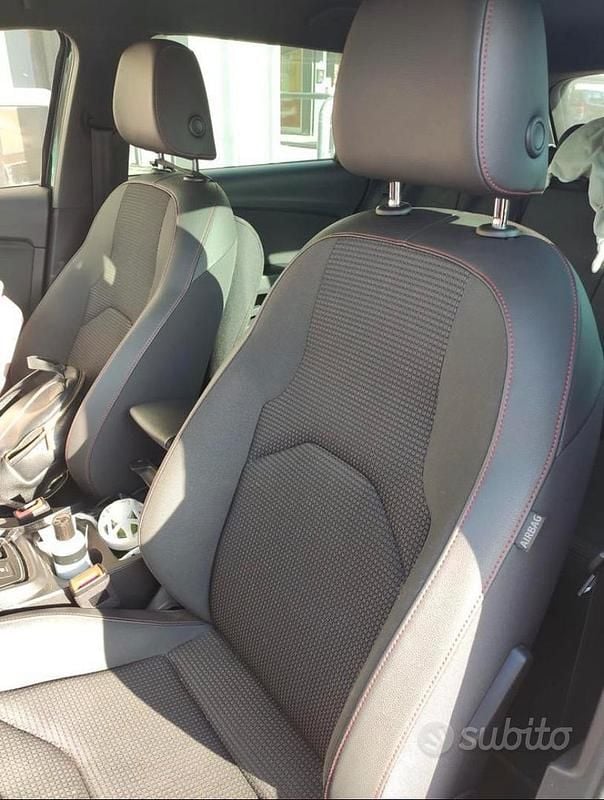 Usata Seat Leon FR 131 CV (96 kW) 2019 Berlina
