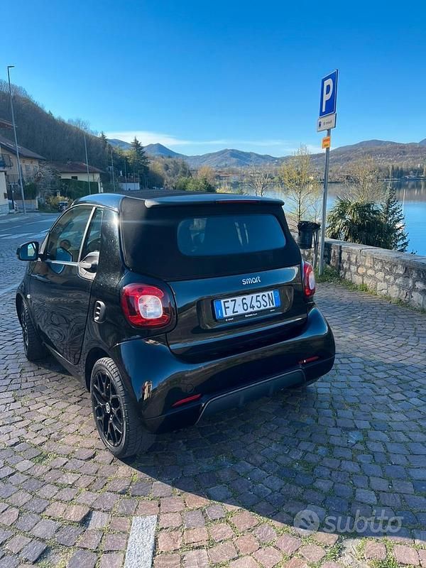 Usata Smart ForTwo Cabrio 90 CV (66 kW) 2019 Nero Cabrio