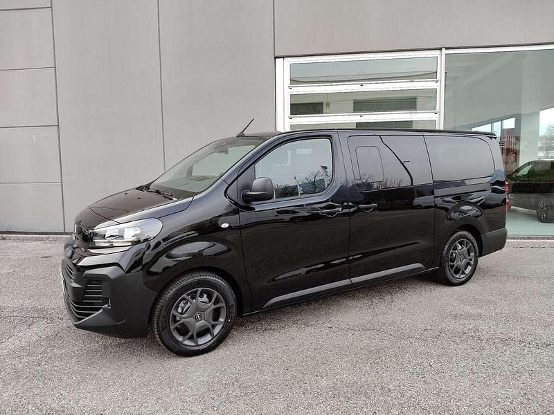 Nuova Opel Zafira 179 CV (131 kW) 2025 Nero Monovolume