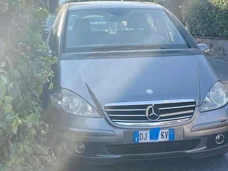 Usata Mercedes A180 Classic 116 CV (85 kW) 2007 Beige Monovolume