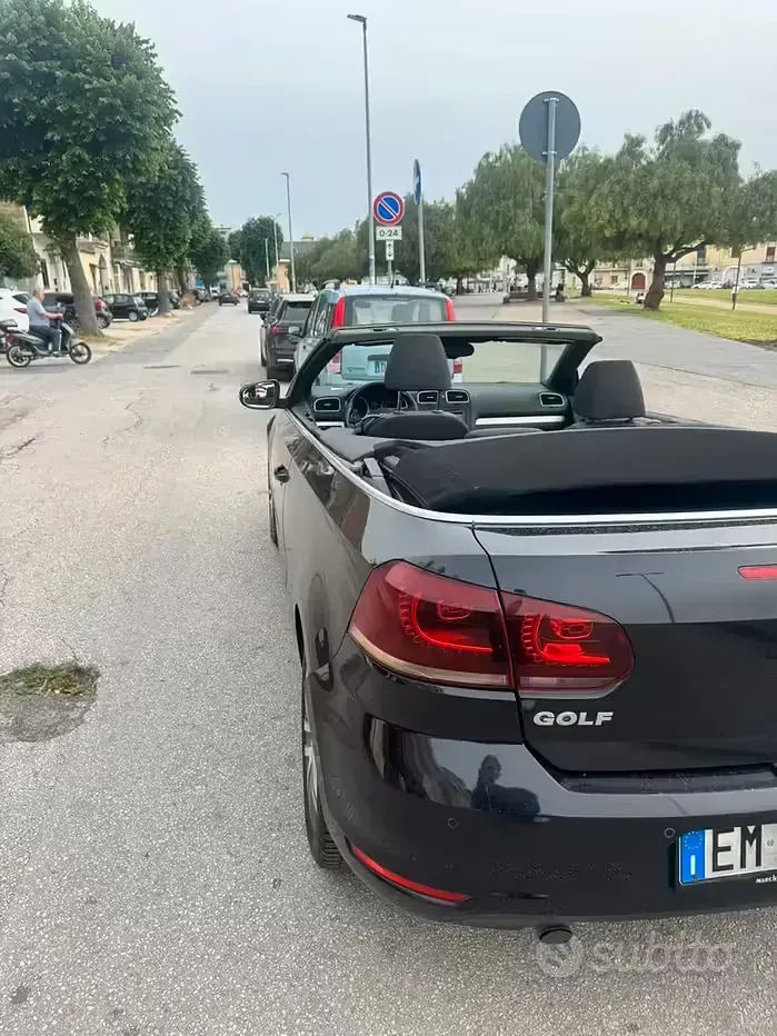 Usata VW Golf Cabriolet 105 CV (77 kW) 2012 Nero Cabrio