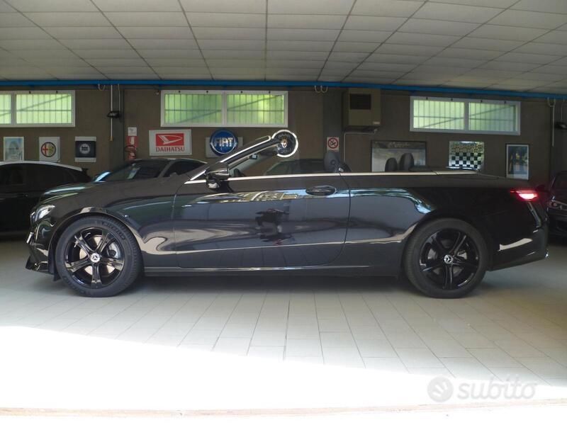 Usata Mercedes E220 Business 194 CV (142 kW) 2021 Nero Cabrio