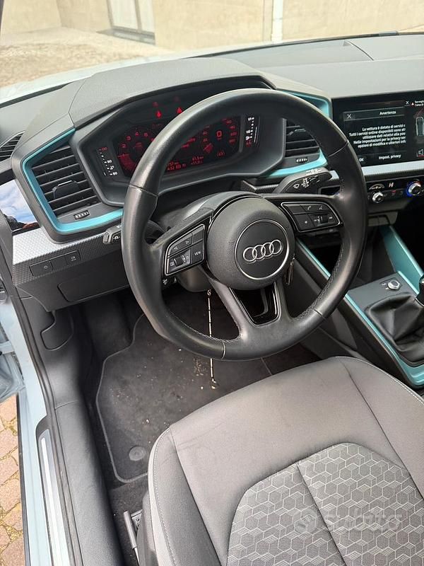Usata Audi A1 95 CV (69 kW) 2023 Grigio SUV
