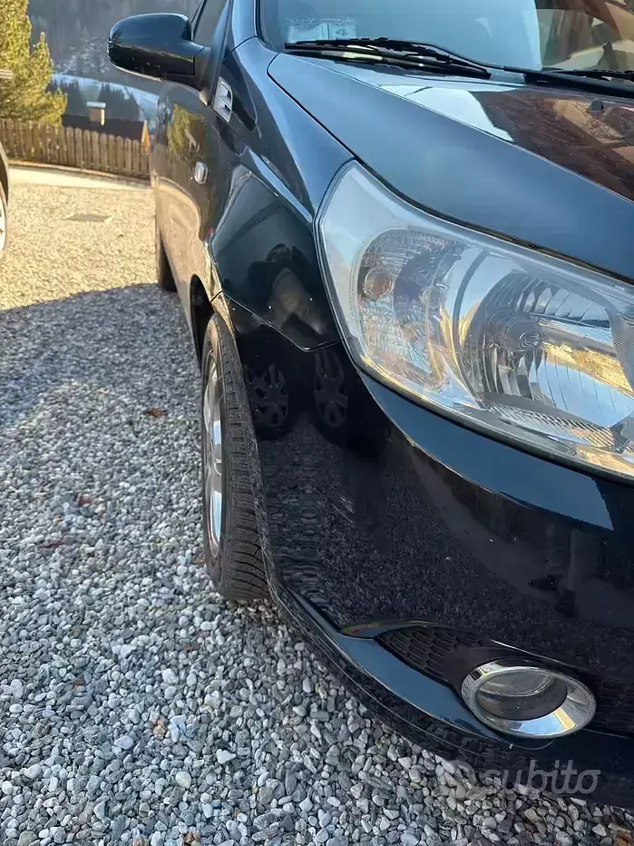 Usata Chevrolet Aveo LS 84 CV (61 kW) 2009 Nero Berlina