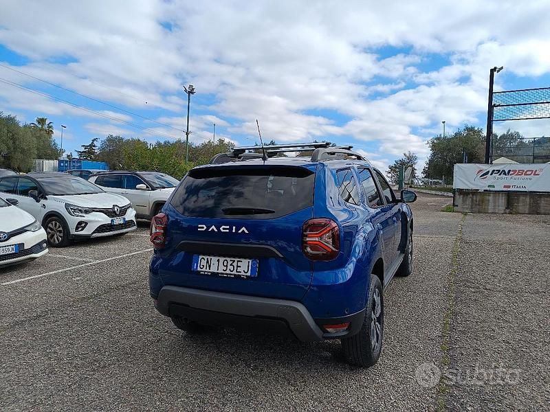 Usata Dacia Duster 100 CV (73 kW) 2022 Blu SUV