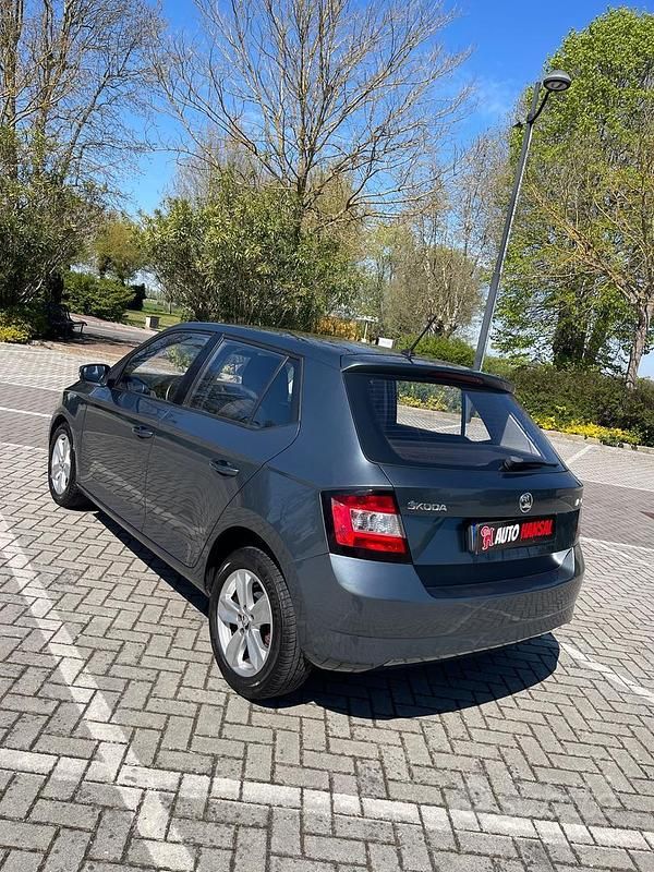 Usata Skoda Fabia Style 90 CV (66 kW) 2015 Grigio Berlina