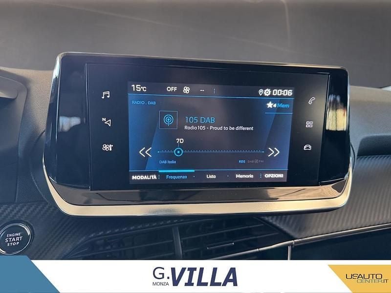 Usata Peugeot 2008 Allure 110 CV (80 kW) 2022 Bianco SUV