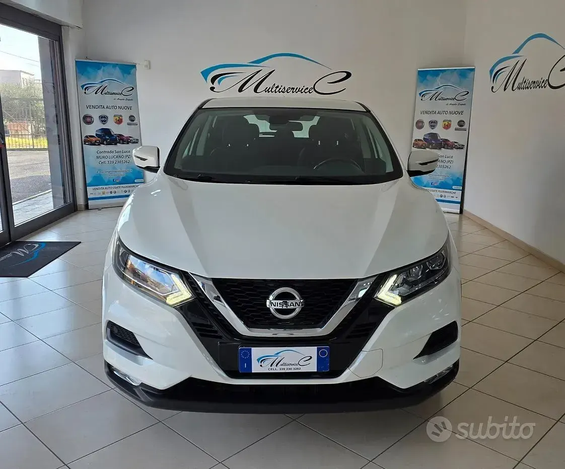 Usata Nissan Qashqai N-Connecta 116 CV (85 kW) 2019 Bianco SUV