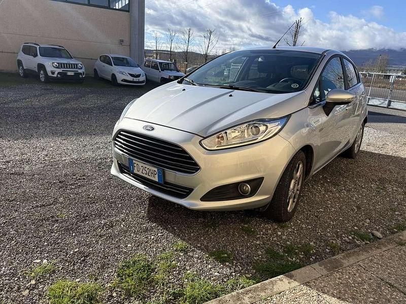 Usata Ford Fiesta Titanium 75 CV (55 kW) 2016 Berlina