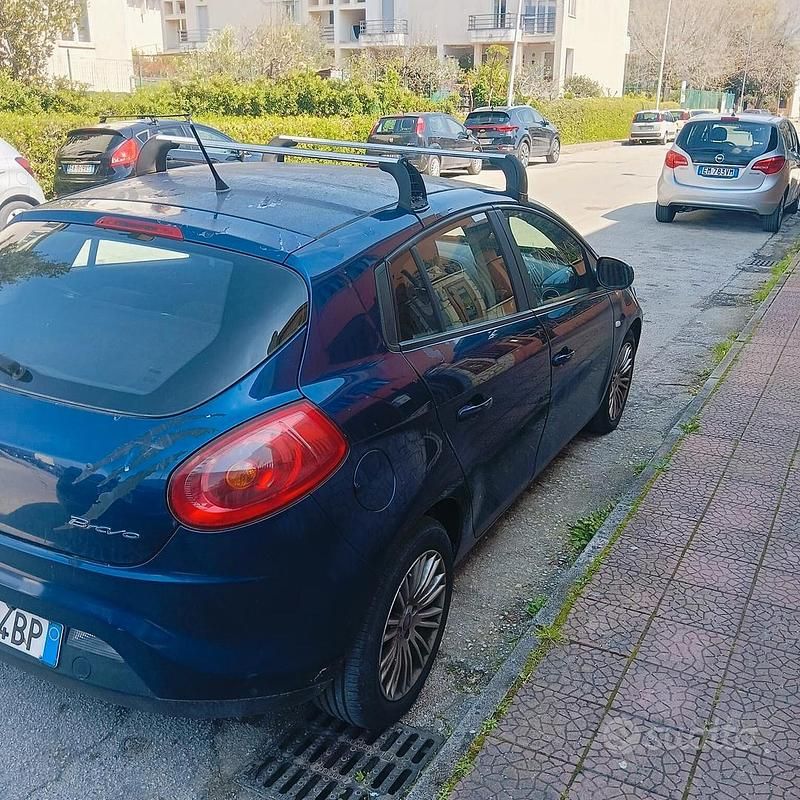 Usata Fiat Bravo Dynamic 2011 Blu Utilitaria