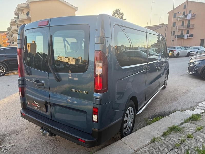 Usata Renault Trafic Intens 125 CV (91 kW) 2018 Blu Monovolume