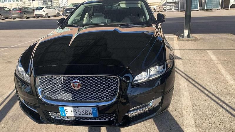 Usata Jaguar XJ 311 CV (228 kW) 2017 Berlina