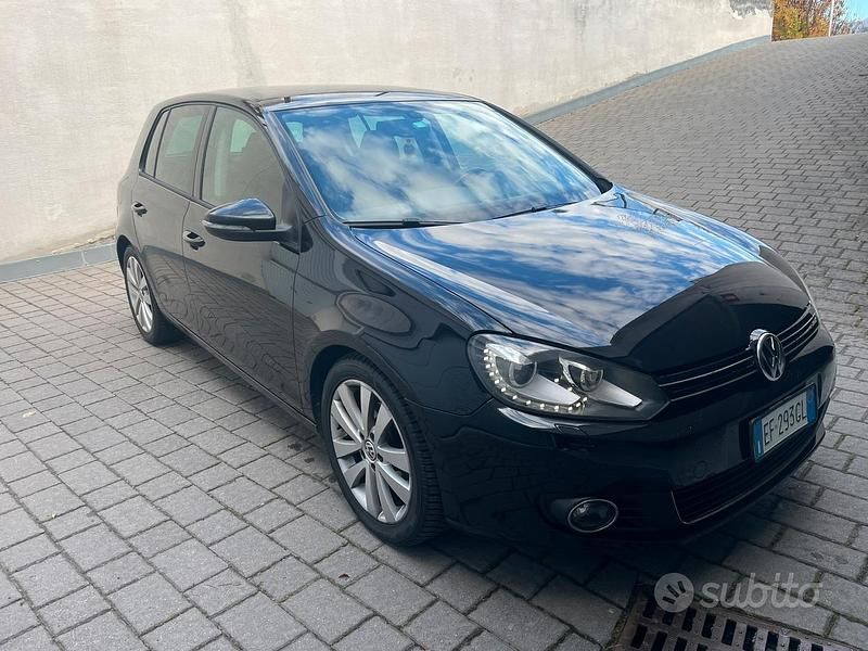 Usata VW Golf VI 105 CV (77 kW) 2011 Utilitaria
