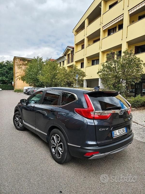 Usata Honda CR-V Elegance 145 CV (106 kW) 2022 Blu SUV
