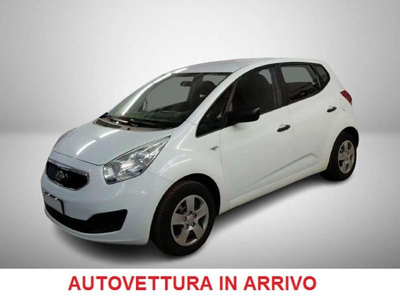 Usata Kia Venga 90 CV (66 kW) 2012 Bianco Utilitaria