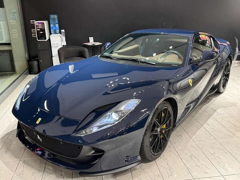 Usata Ferrari 812 799 CV (587 kW) 2018 Blue pozzi Coupé