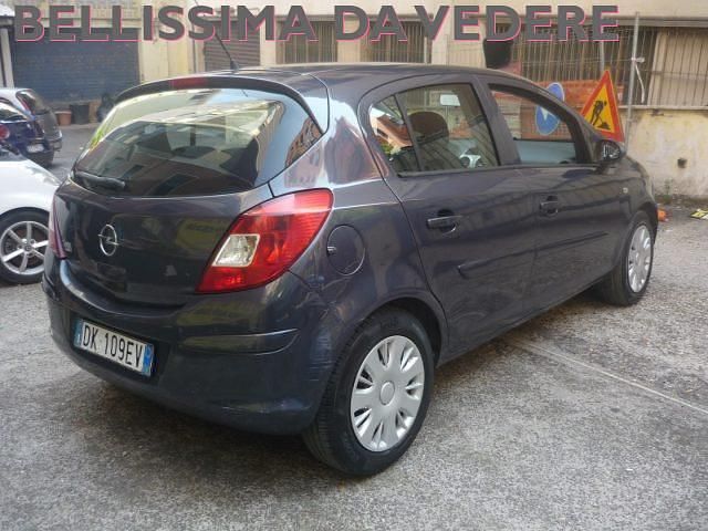Usata Opel Corsa Enjoy 75 CV (55 kW) 2007 Nero Berlina