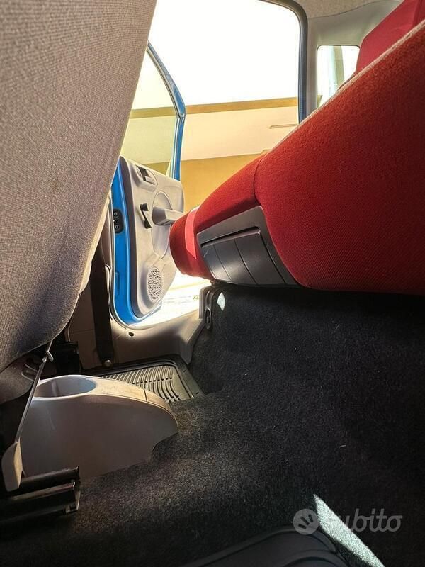 Usata Fiat Panda 4x4 Climbing 70 CV (51 kW) 2006 Blu Utilitaria