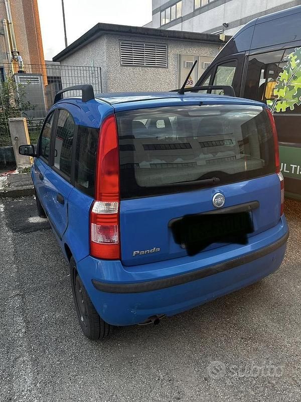 Usata Fiat Panda Emotion 2005 Blu Utilitaria