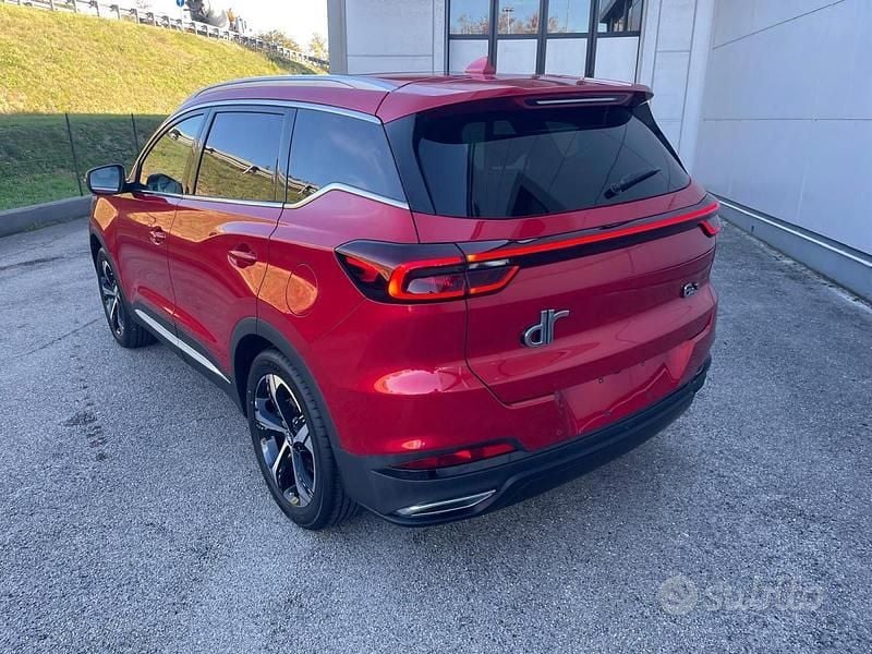 Usata DR DR 6.0 148 CV (108 kW) 2024 Rosso SUV