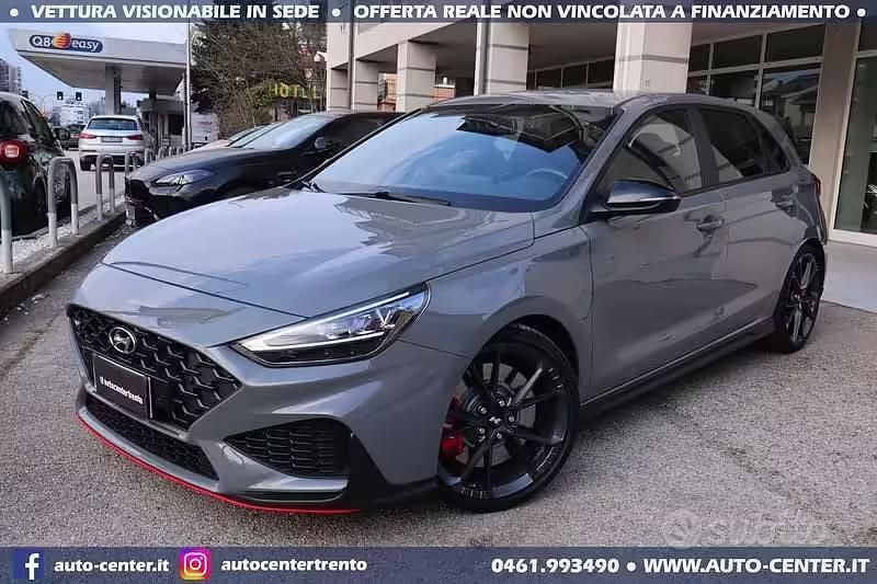 Usata Hyundai i30 N Performance 280 CV (205 kW) 2022 Grigio Berlina