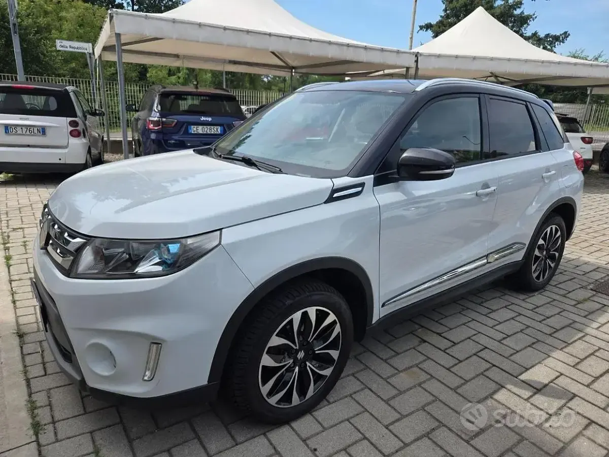 Usata Suzuki Vitara 120 CV (88 kW) 2016 Bianco SUV