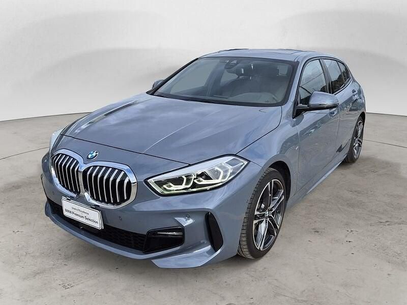 Mineral grau metallizzato Usata 2022 BMW 120 M Sport Due volumi | 29.800 € (Ottimo prezzo) - Immagine 1/4