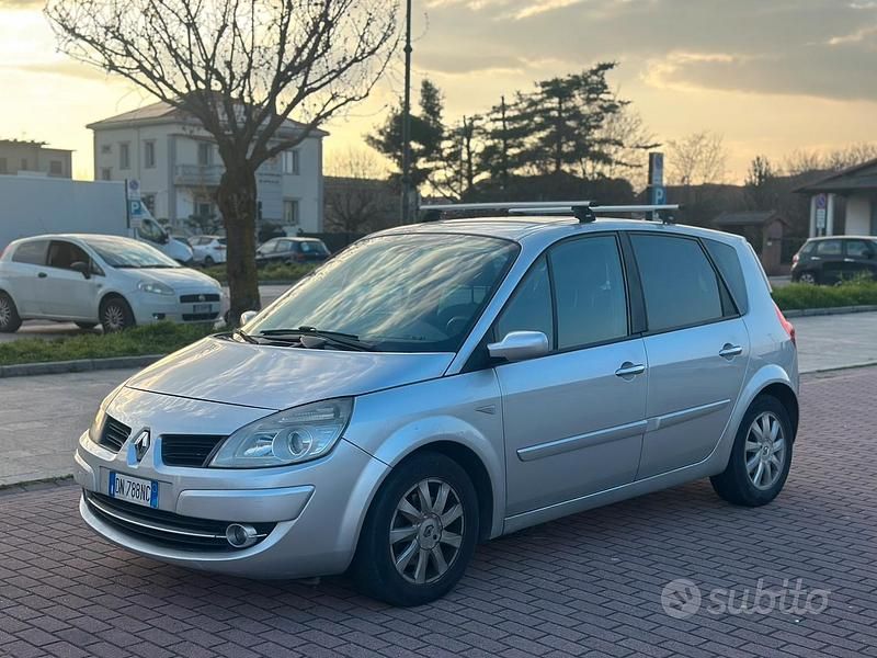 Usata Renault Scénic II 2008 Grigio Monovolume