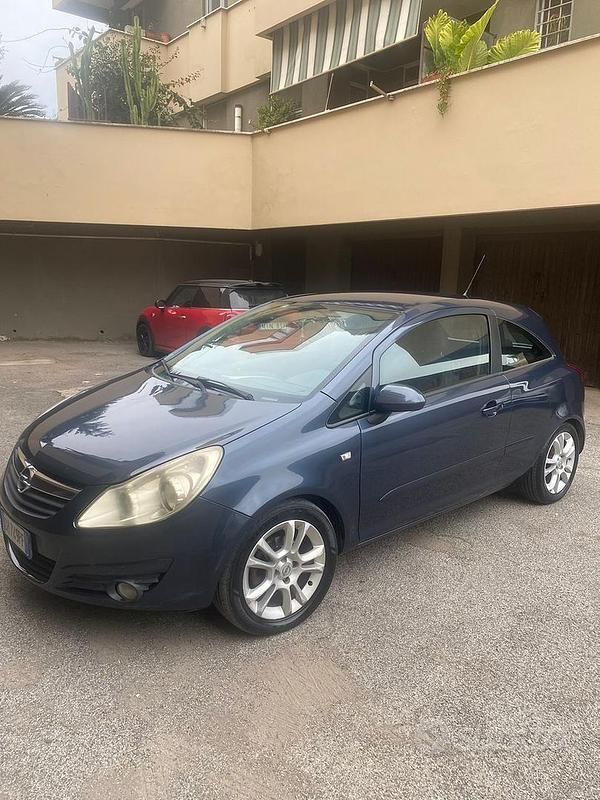 Usata Opel Corsa 80 CV (58 kW) 2007 Utilitaria