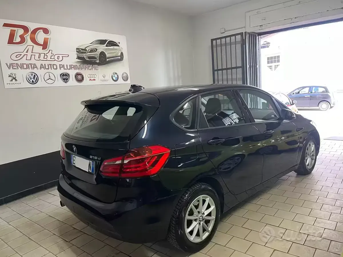 Usata BMW 218 Luxury Line 150 CV (110 kW) 2015 Blu Station wagon