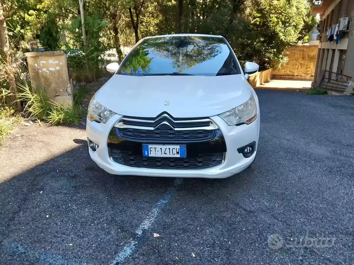 Usata DS Automobiles DS4 Chic 114 CV (83 kW) 2015 Berlina