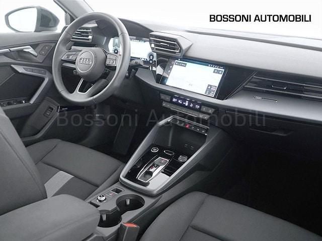 Usata Audi A3 Business 150 CV (110 kW) 2025 Nero mythos metallizzato Berlina