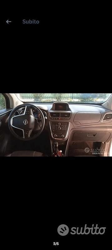 Usata Opel Mokka 140 CV (102 kW) 2015 Bianco SUV