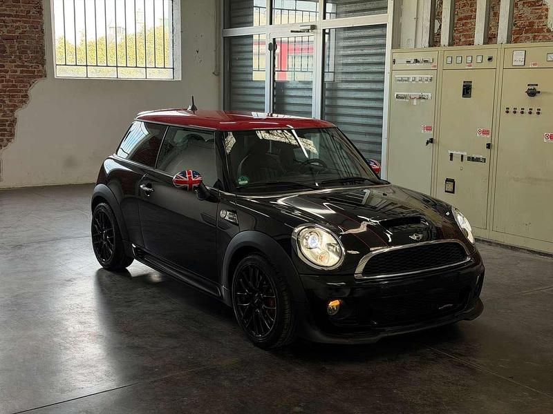 Usata Mini John Cooper Works 211 CV (155 kW) 2013 Midnight black metallic Utilitaria