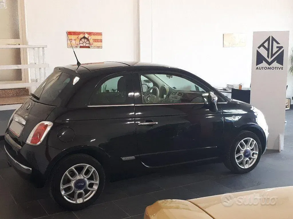 Usata Fiat 500 Lounge 75 CV (55 kW) 2008 Nero Utilitaria