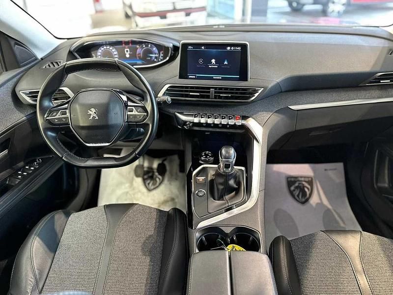 Usata Peugeot 3008 Allure 131 CV (96 kW) 2020 Grigio SUV