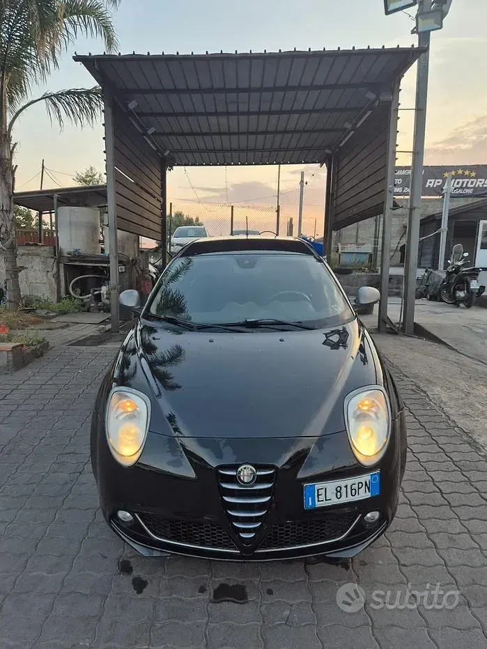 Usata Alfa Romeo MiTo Progression 70 CV (51 kW) 2012 Nero Utilitaria