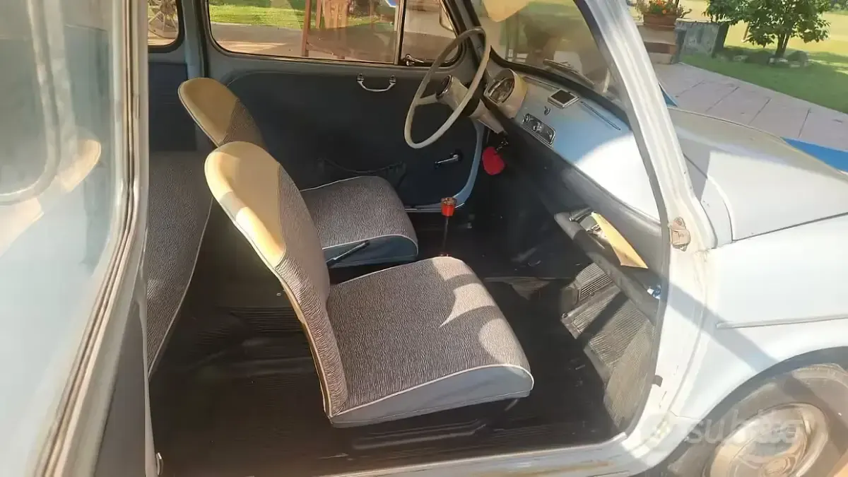 Usata Fiat 600 24 CV (17 kW) 1970 Blu Berlina