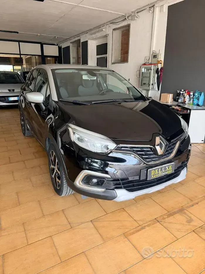 Usata Renault Captur Initiale Paris 150 CV (110 kW) 2019 Nero SUV